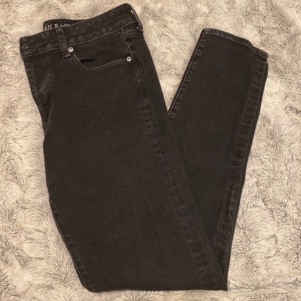 Skinny Jeans - American Eagle - Faded Black - 8 L